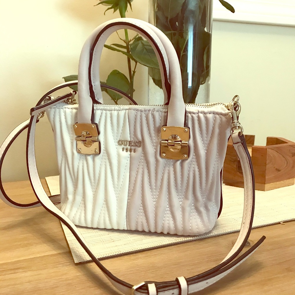 Guess Crossbody handbag